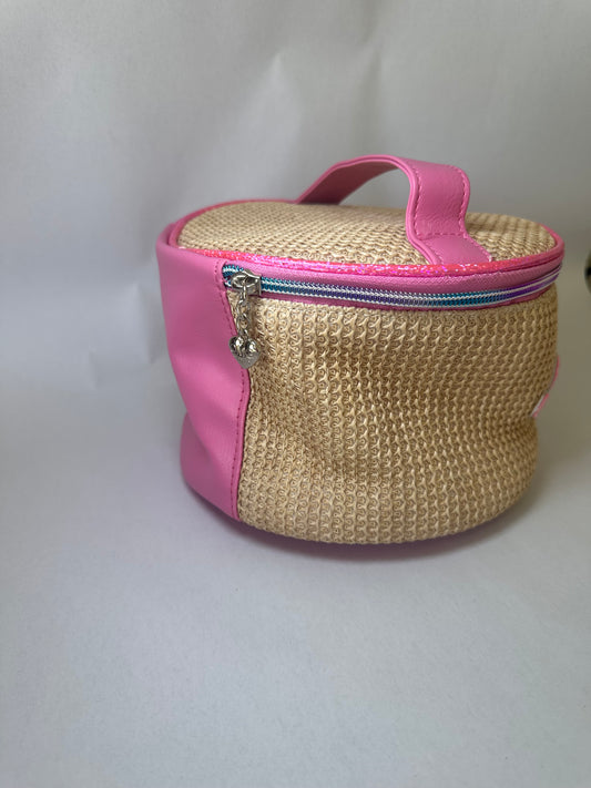 VACAY cosmetic round